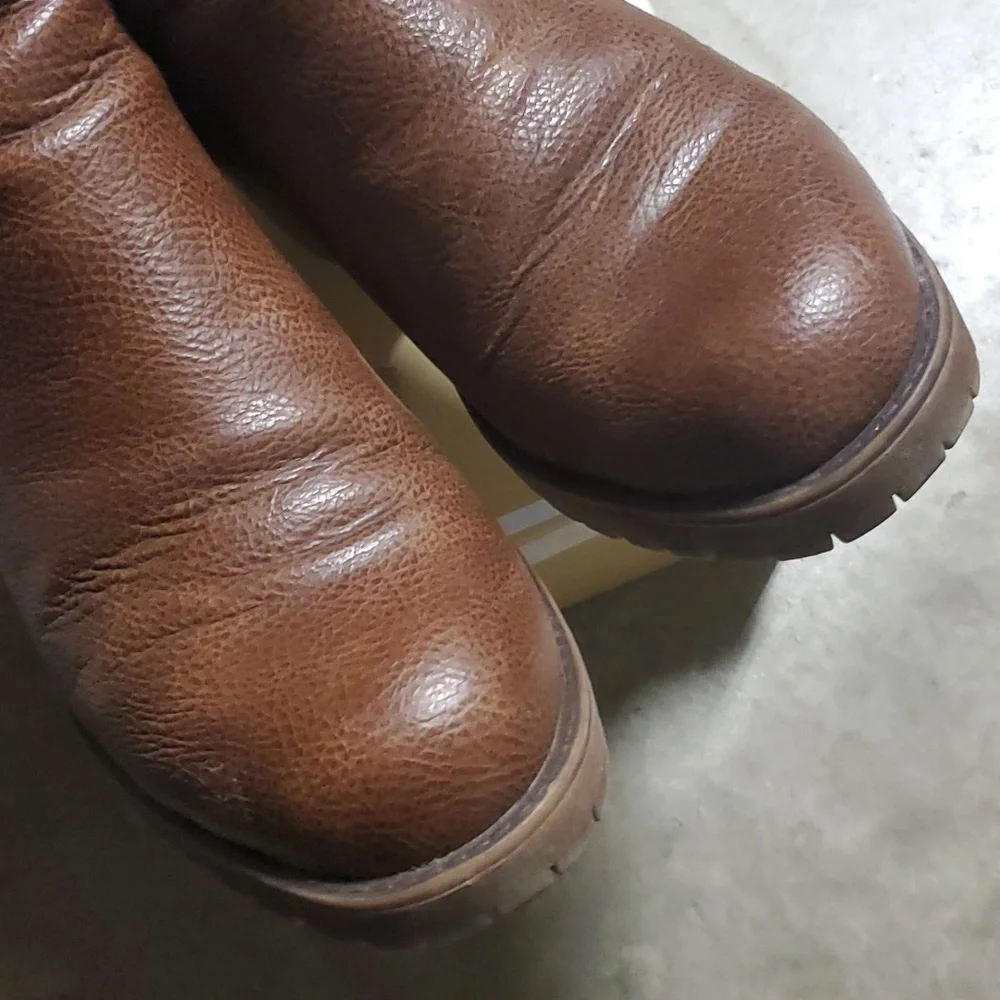 Beautiful  booties leather - Picture 4 of 15